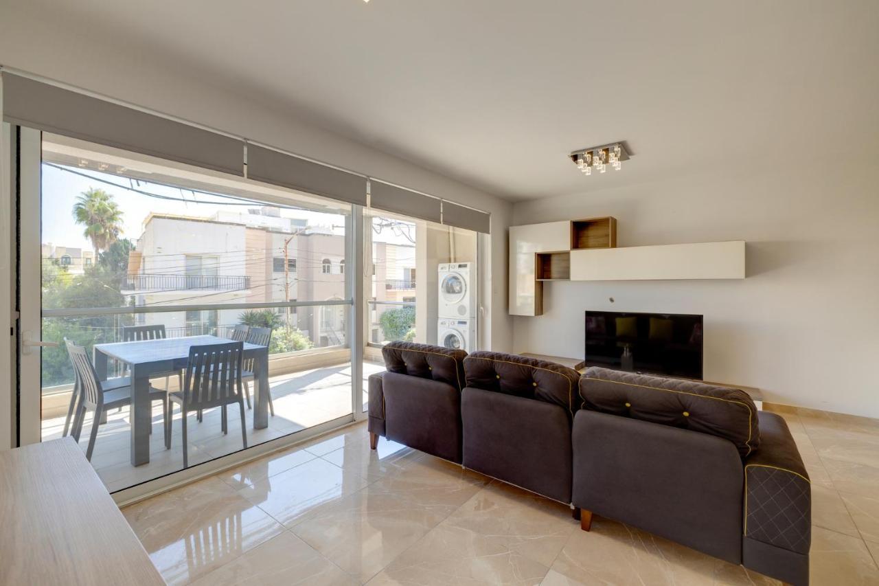 Marvellous 3Br Apartment In Central St Julians San Giuliano Esterno foto