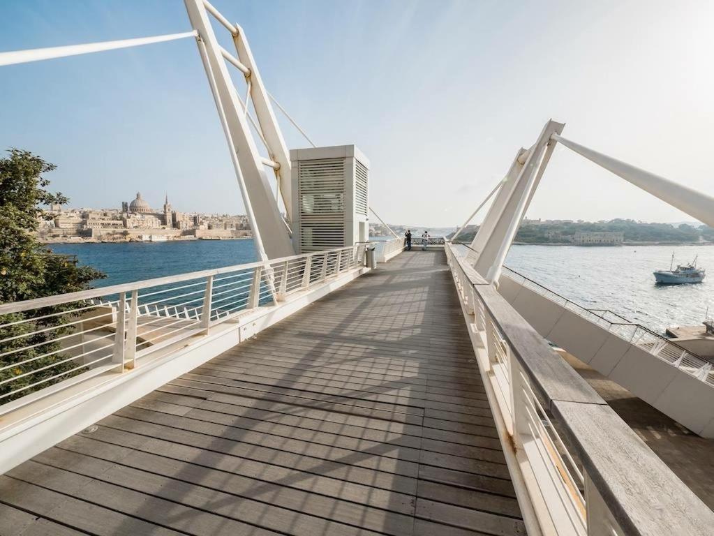 Marvellous 3Br Apartment In Central St Julians San Giuliano Esterno foto